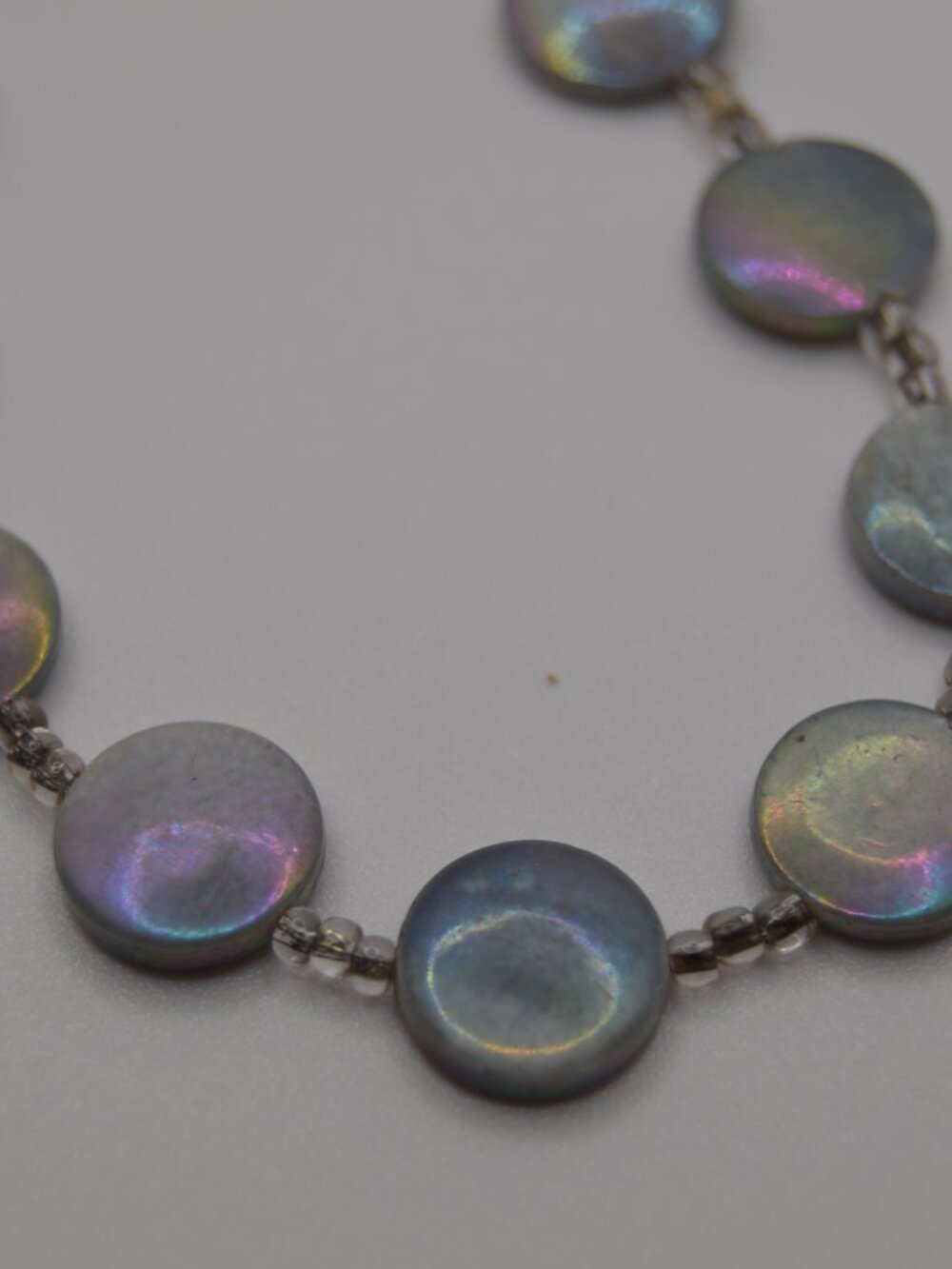 Irridescent Shell Bracelet - Picture 4 of 4